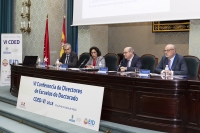 Un momento del Acto de inauguracin de la Conferencia, con la presencia de Jos Pingarrn, secretario general de Universidades; Asuncin Gmez, vicerrectora de Investigacin, Innovacin y Doctorado de la UPM; Arturo F. Chica, presidente de la CDED y director del Secretariado de Doctorado de la UCO; y Andrs Monzn, organizador del evento y director de la Escuela Internacional de Doctorado de la UPM.