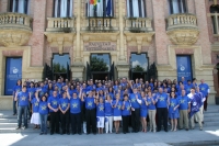 La marea azul llega a las puertas del Rectorado