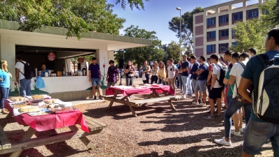 Desayuno Solidario-Convivencia en el Kiosko de los Gallipatos